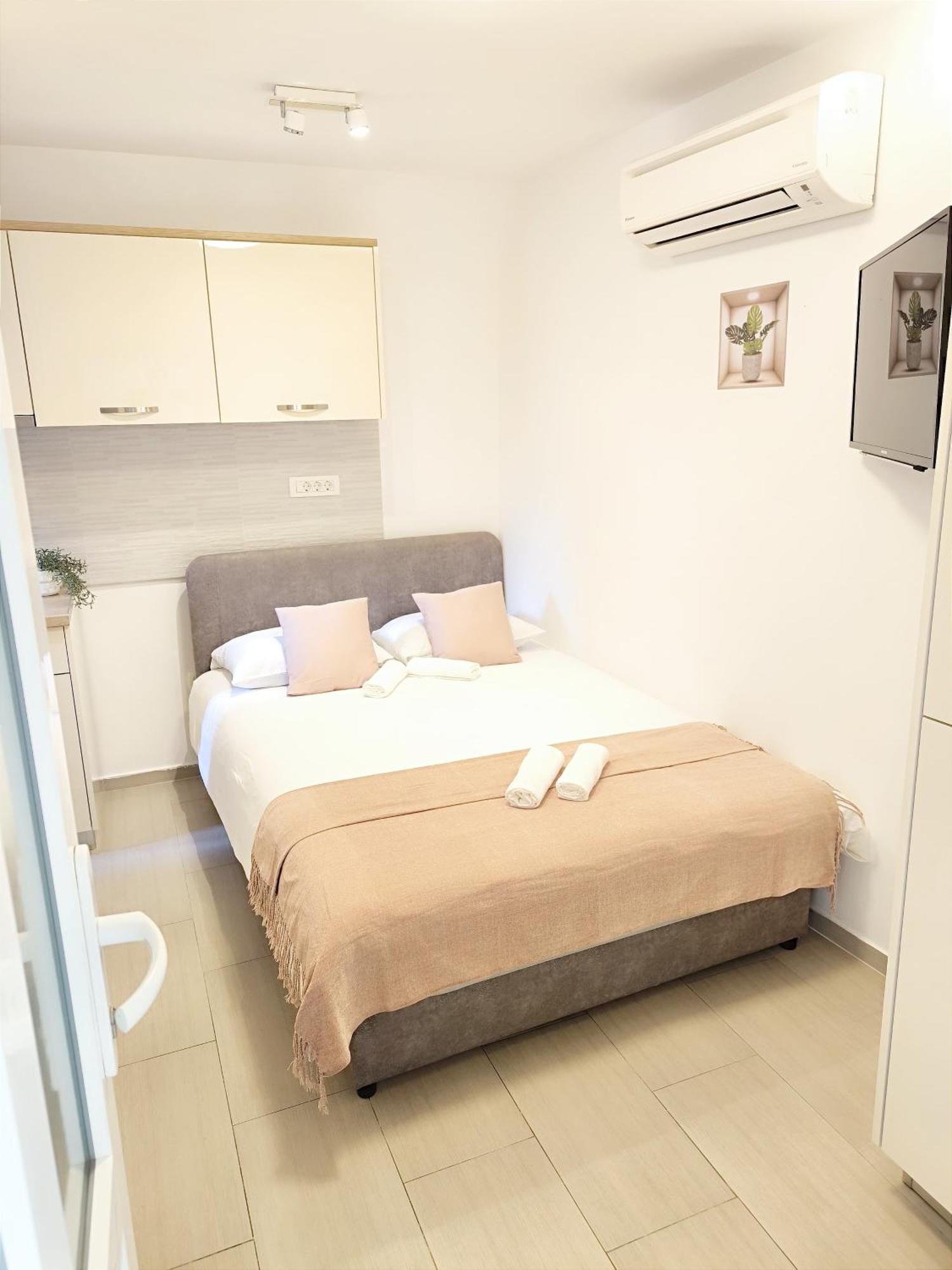 Central Apartment & Room Niko 스플리트 외부 사진