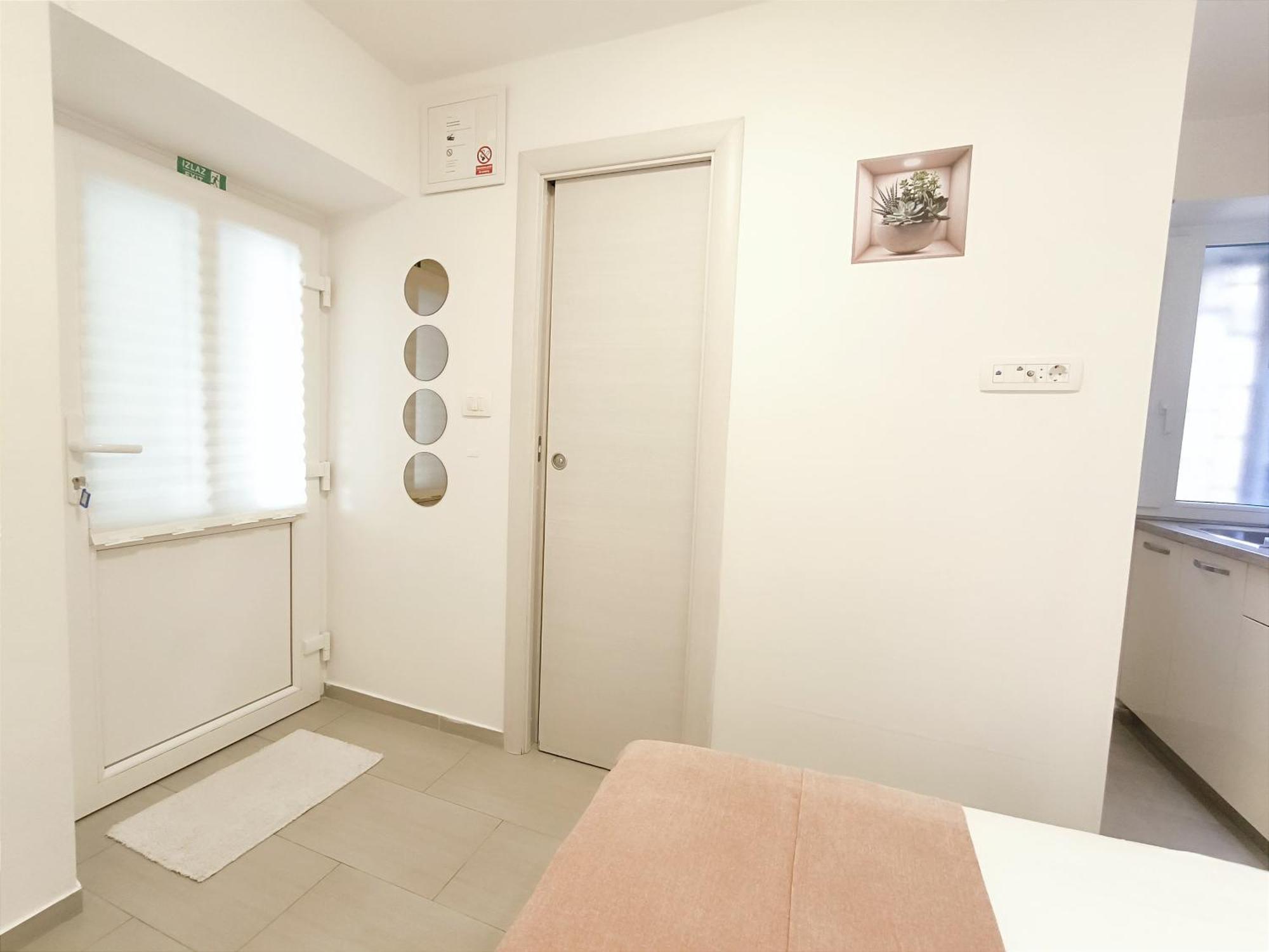 Central Apartment & Room Niko 스플리트 외부 사진